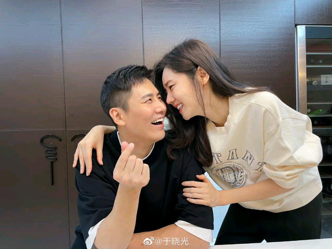 巴黎时装周明星生图:李现吴磊造型帅气