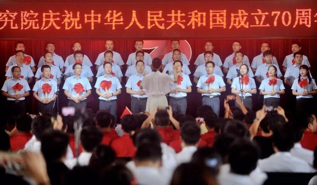 逆势扬帆求跨越